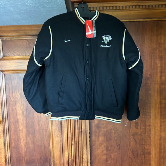 Nike Pittsburgh Penguins Reversible Jacket, Size 16/18 - Picture 8 of 13